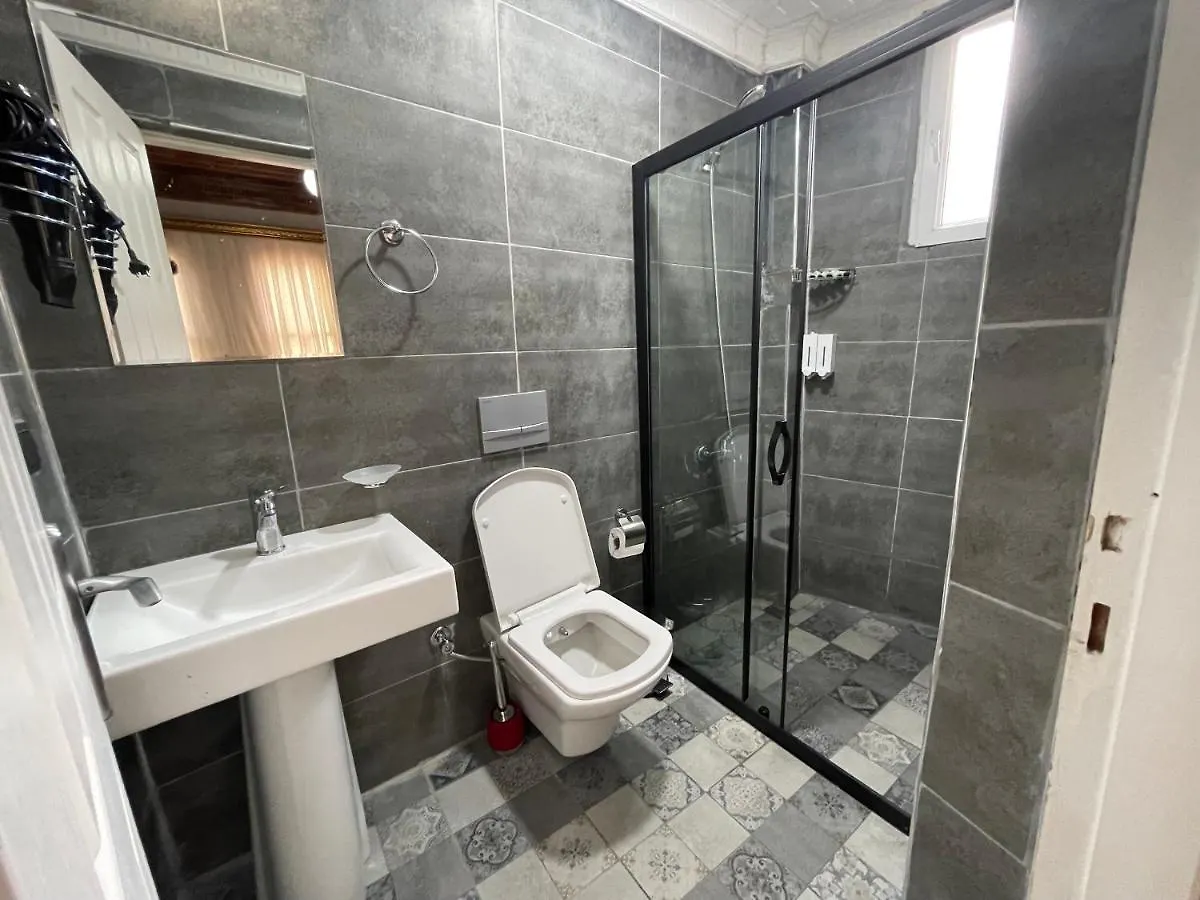 Golden Metro Boutique Rooms Стамбул