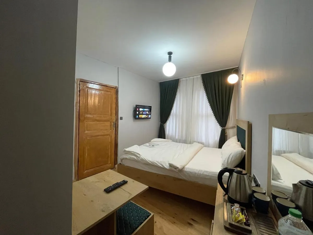 Golden Metro Boutique Rooms Стамбул