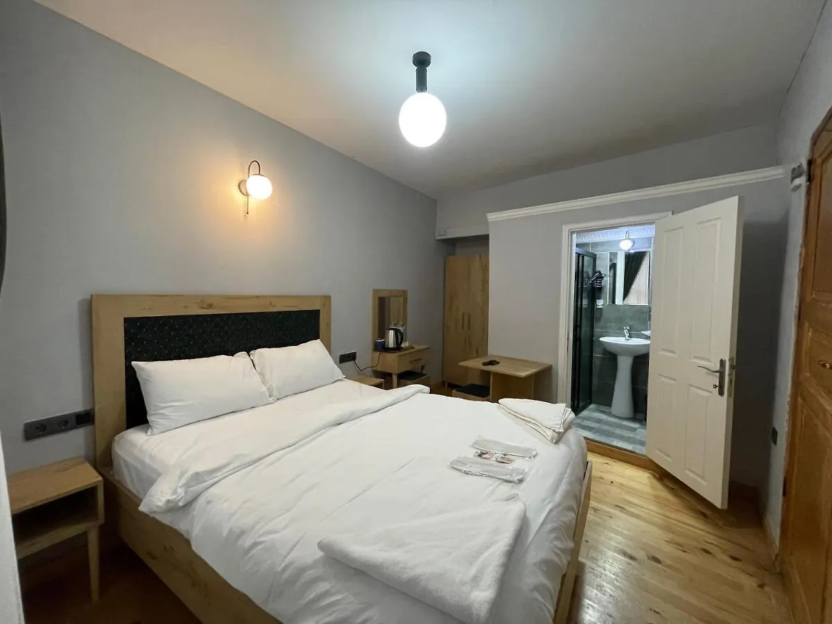 Golden Metro Boutique Rooms Стамбул